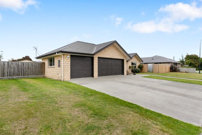 Photo of property in 31 Beaumont Drive, Rolleston, 7614