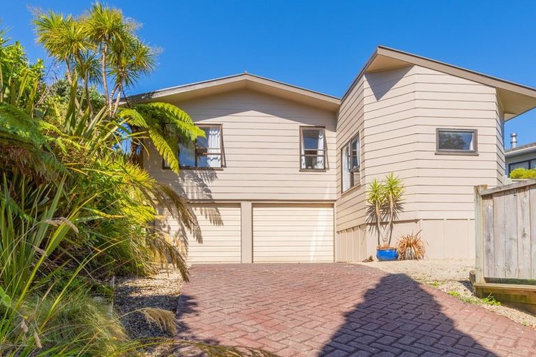 Photo of property in 94 Riwai Street, Paraparaumu, 5032