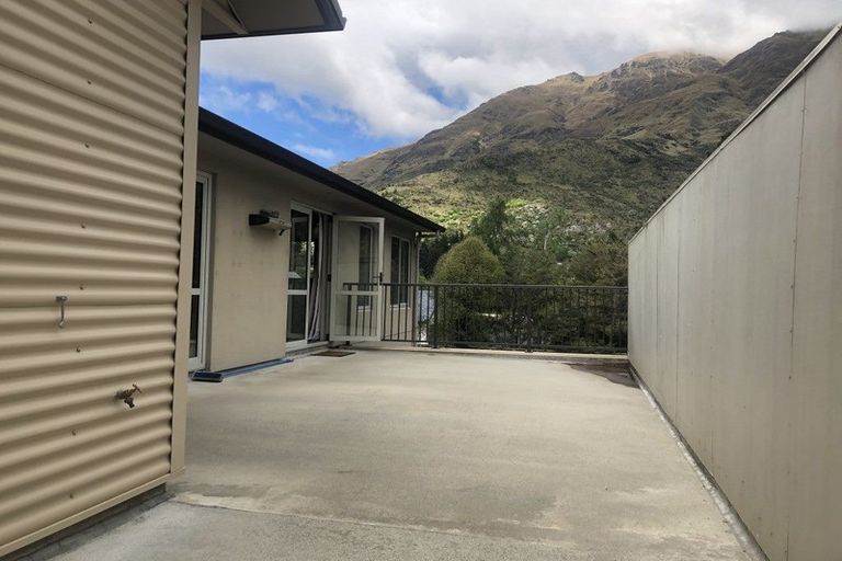 Photo of property in 13a Redfern Terrace, Arthurs Point, Queenstown, 9371