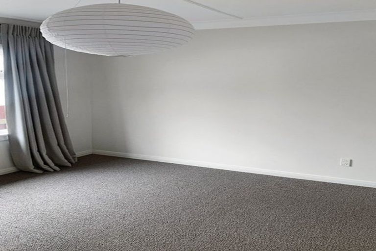 Photo of property in 2/104 Alexandra Crescent, Hastings, 4122