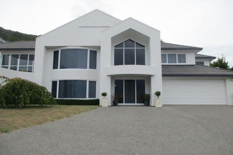 Photo of property in 155 Winara Avenue, Waikanae, 5036