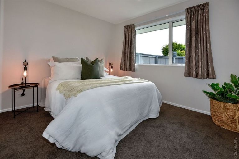 Photo of property in 33 Palmers Road, New Brighton, Christchurch, 8083