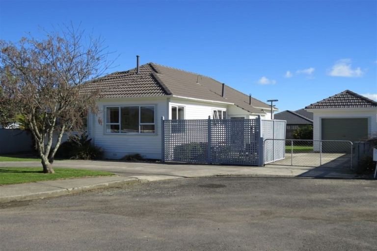 Photo of property in 24d Douglas Street, Levin, 5510
