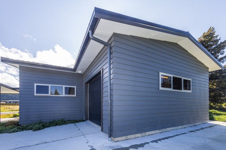 Photo of property in 28 Kowhai Crescent, Ohakune, 4625