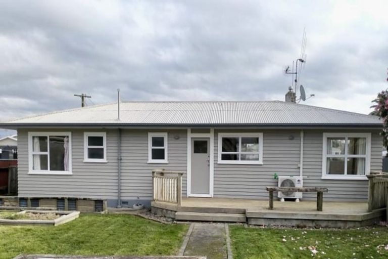 Photo of property in 5 Hurley Place, Awapuni, Palmerston North, 4412