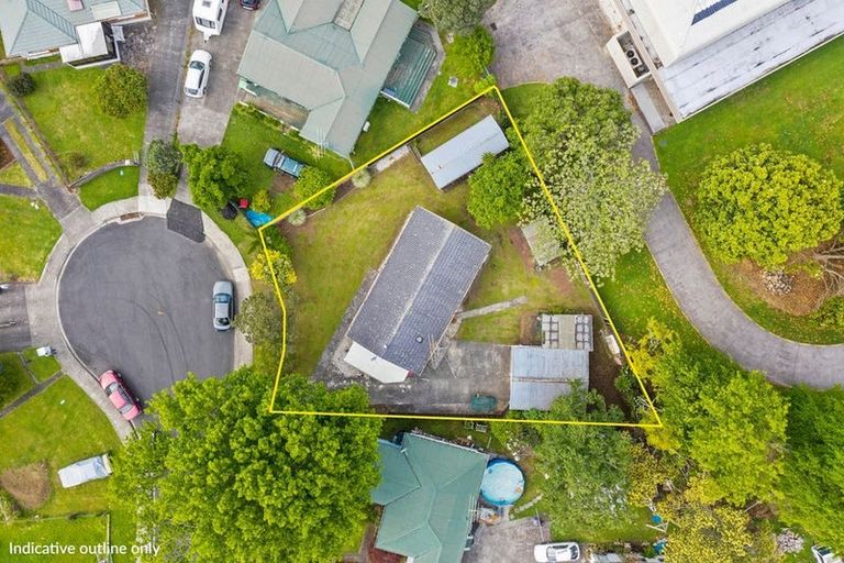 Photo of property in 13 Cooper Place, Papakura, 2110