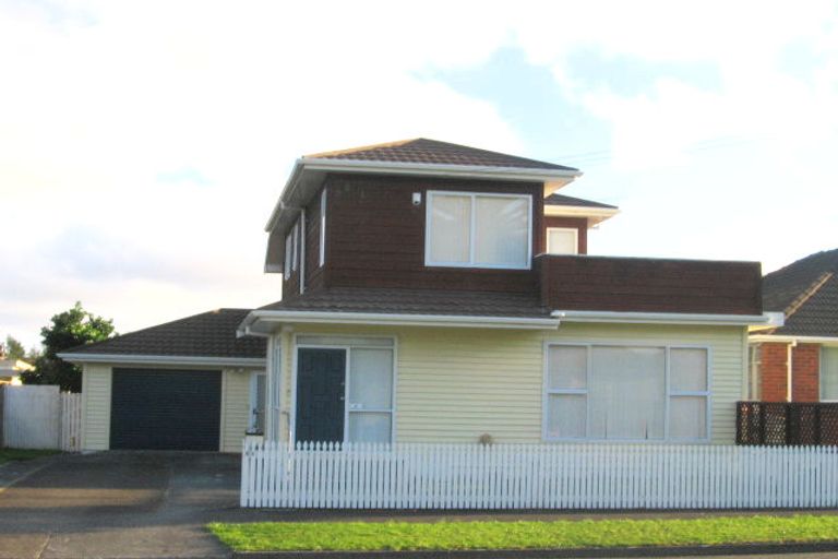 Photo of property in 4a Rainey Grove, Taita, Lower Hutt, 5011