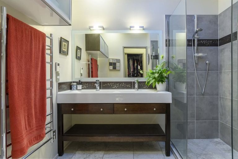 Photo of property in 57a Hillcrest Road, Otumoetai, Tauranga, 3110