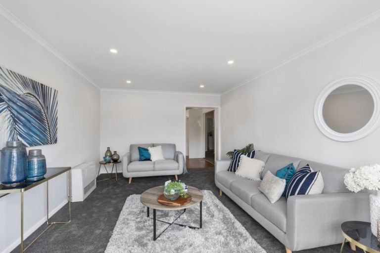 Photo of property in 129 Wainuiomata Road, Wainuiomata, Lower Hutt, 5014