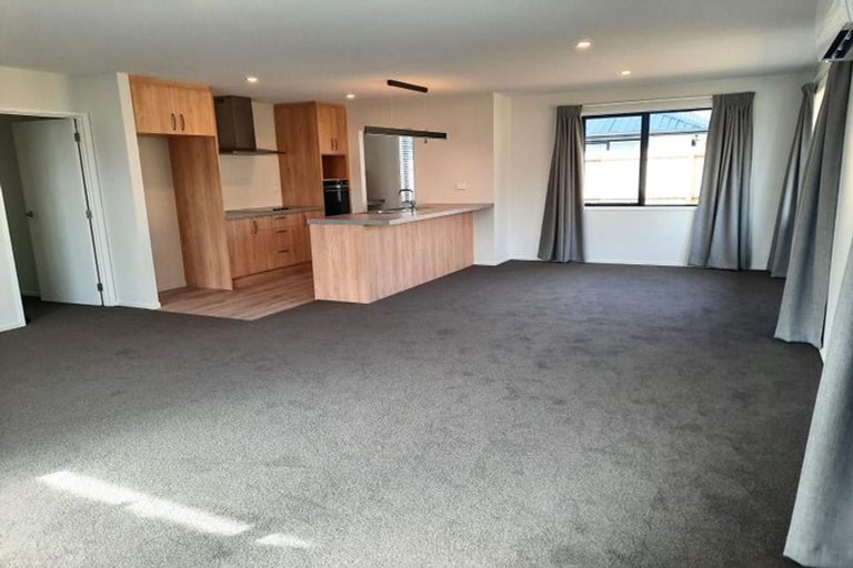 Photo of property in 5 Selfe Crescent, Burwood, Christchurch, 8083