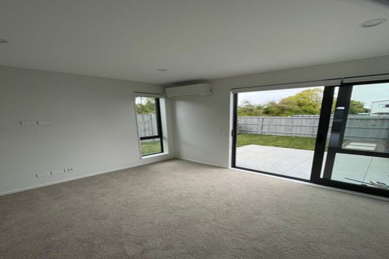 Photo of property in 19 Ngakoro Road, Karaka, Papakura, 2113