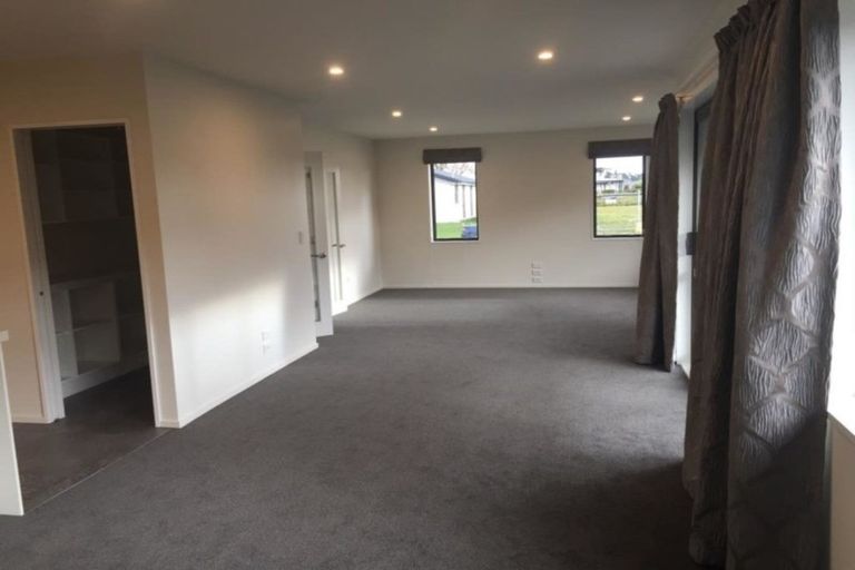 Photo of property in 19 Hungerford Drive, Rolleston, 7615