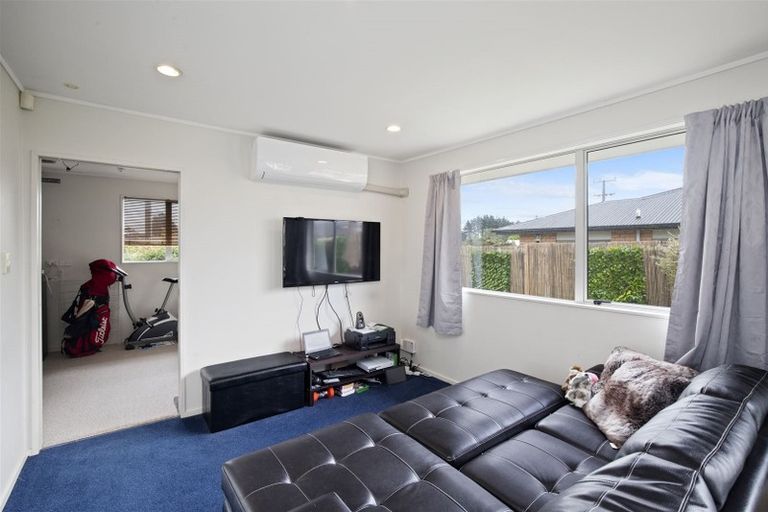 Photo of property in 61 Paerata Road, Pukekohe, 2120