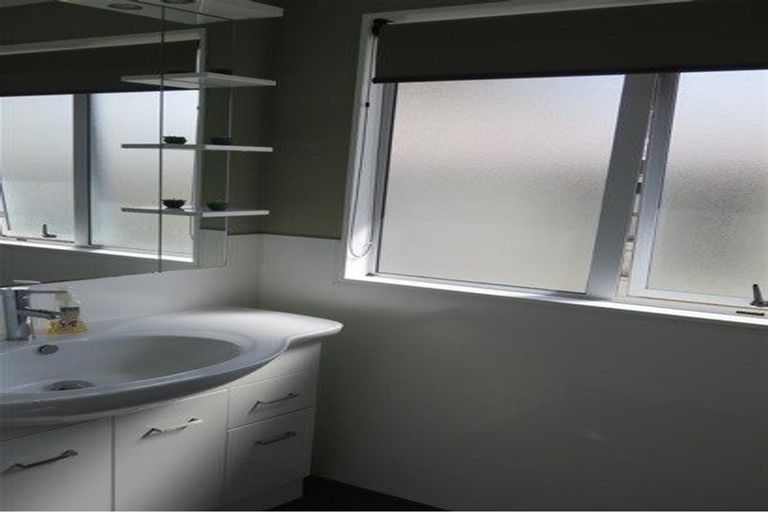 Photo of property in 67 Sandwich Road, St Andrews, Hamilton, 3200