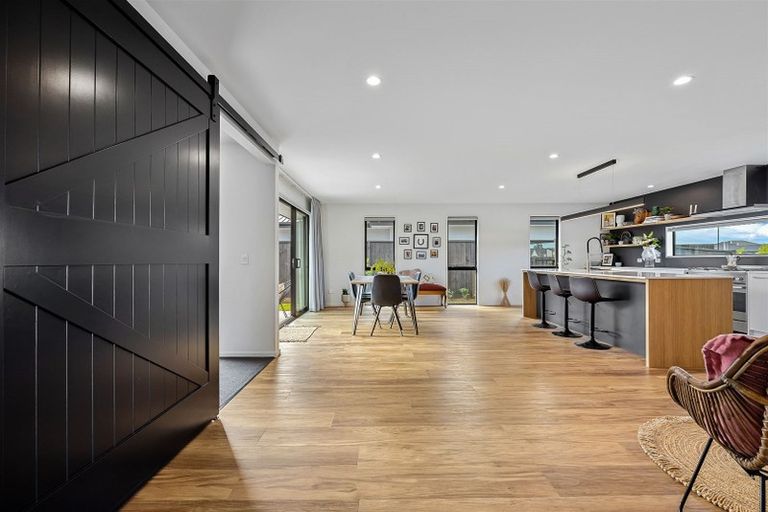 Photo of property in 53 Westpark Boulevard, Rangiora, 7400