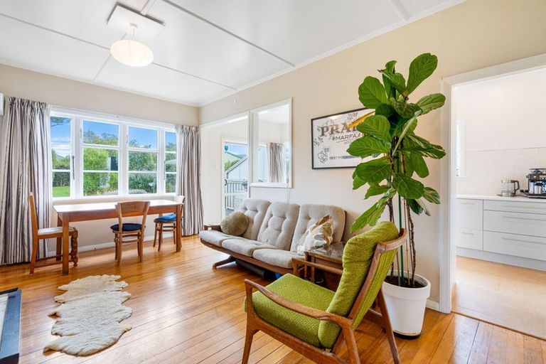 Photo of property in 37 Puketai Street, Andersons Bay, Dunedin, 9013