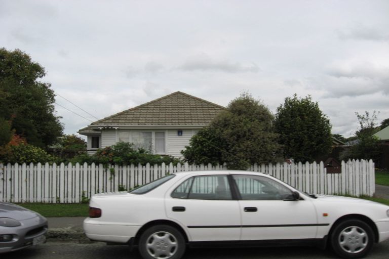 Photo of property in 18 Grassmere Street, Papanui, Christchurch, 8052