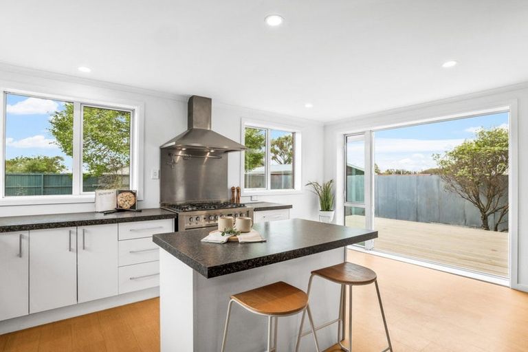 Photo of property in 23 Lake Terrace Road, Burwood, Christchurch, 8061