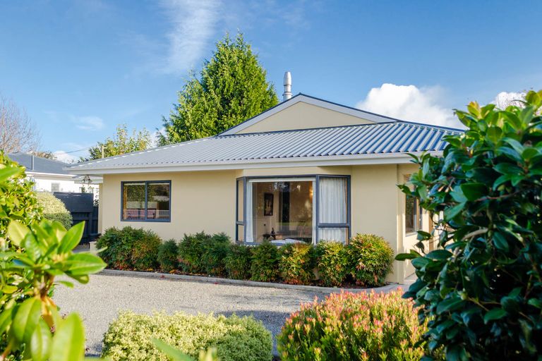 Photo of property in 62 Reading Street, Greytown, 5712