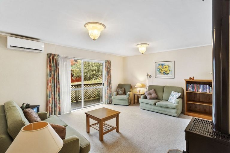 Photo of property in 3/13 Sunhill Road, Sunnyvale, Auckland, 0612