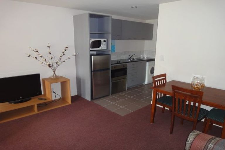 Photo of property in City Gardens Apartments, 18c/76 Albert Street, Auckland Central, Auckland, 1010