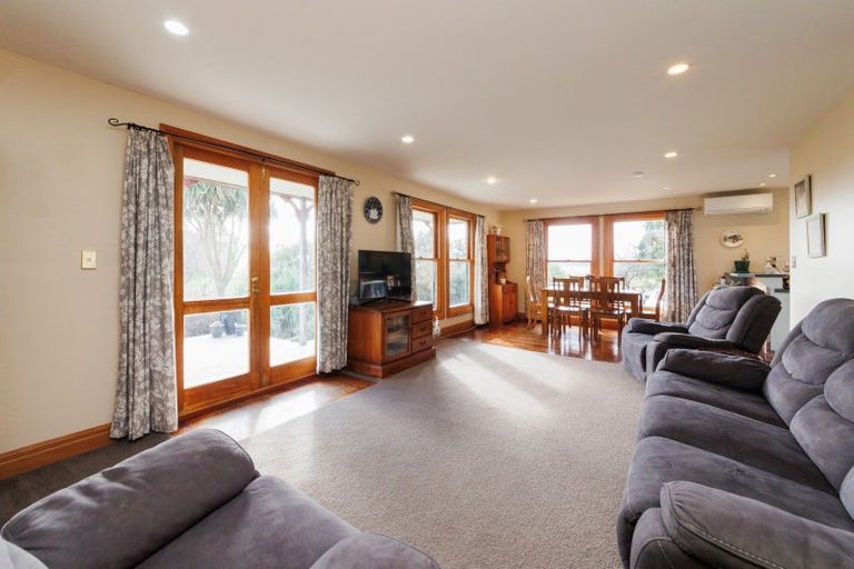 Photo of property in 32 Staces Road, Aokautere, Palmerston North, 4471