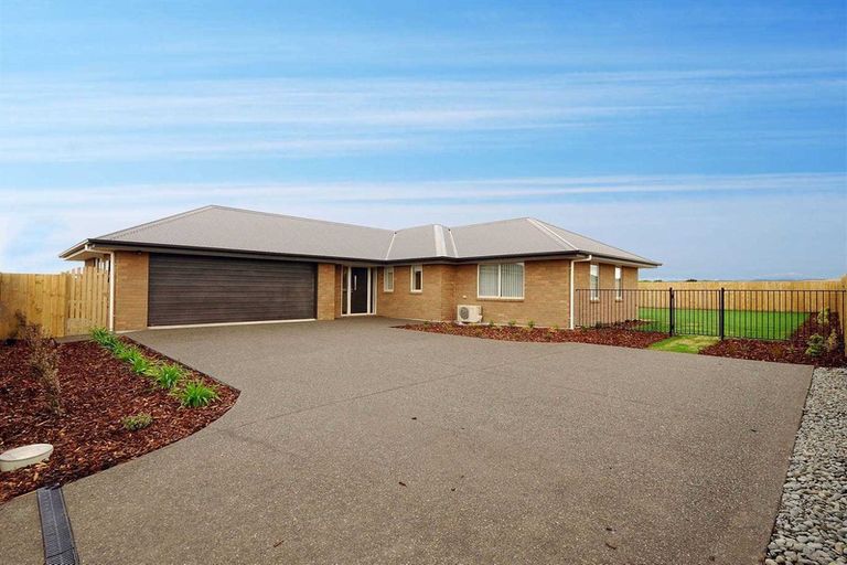 Photo of property in 132 Northbrook Road, Rangiora, 7400