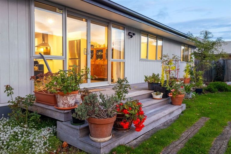 Photo of property in 2/192 Woodham Road, Linwood, Christchurch, 8062