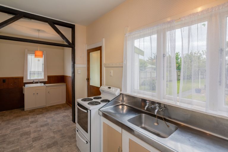 Photo of property in 135 Mackenzie Avenue, Woolston, Christchurch, 8023