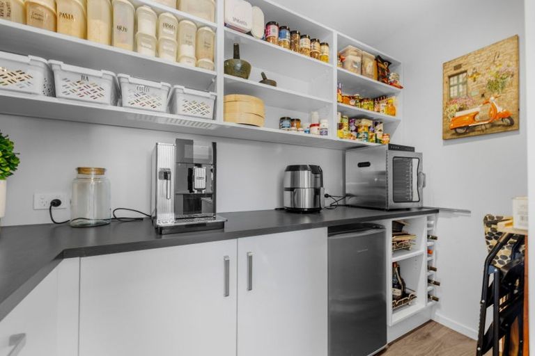 Photo of property in 11 Natalie Place, Harewood, Christchurch, 8051