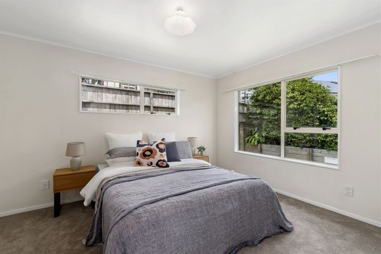 Photo of property in 7 Mercury Lane, Windsor Park, Auckland, 0632