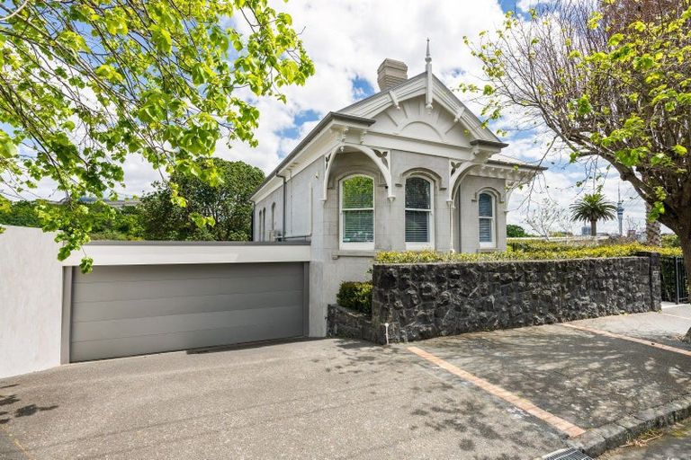 Photo of property in 19 Birdwood Crescent, Parnell, Auckland, 1052