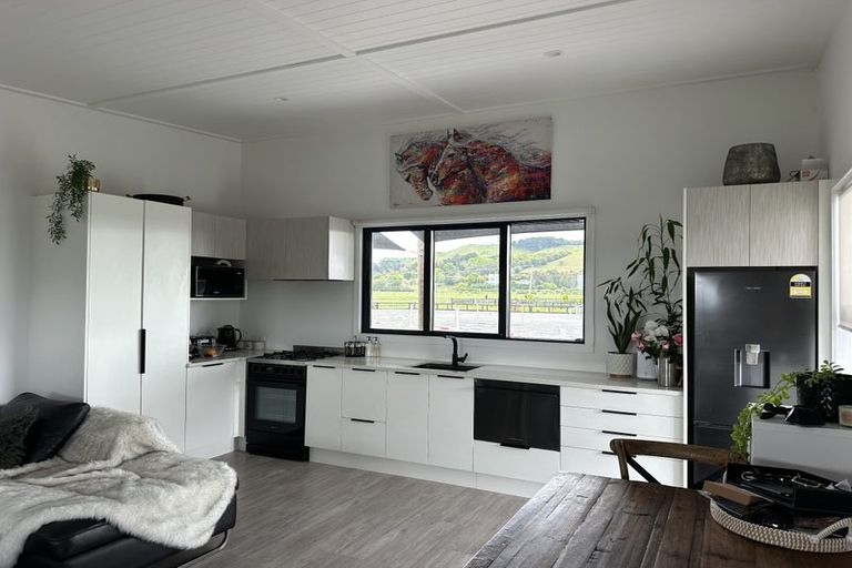 Photo of property in 282 Parton Road, Papamoa, 3187