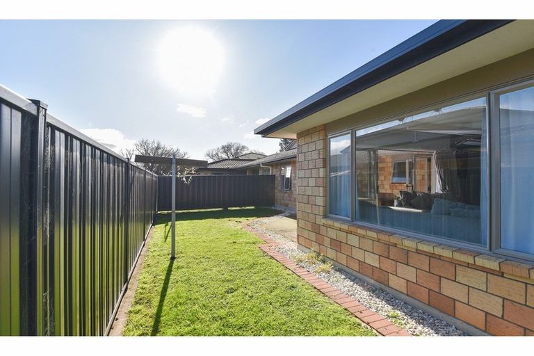 Photo of property in 38/64 Kawaha Point Road, Kawaha Point, Rotorua, 3010