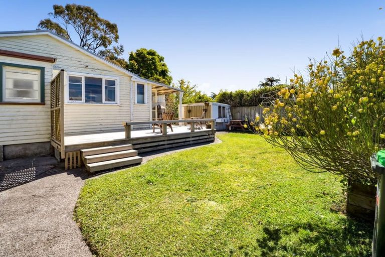 Photo of property in 41 Maire Street, Inglewood, 4330