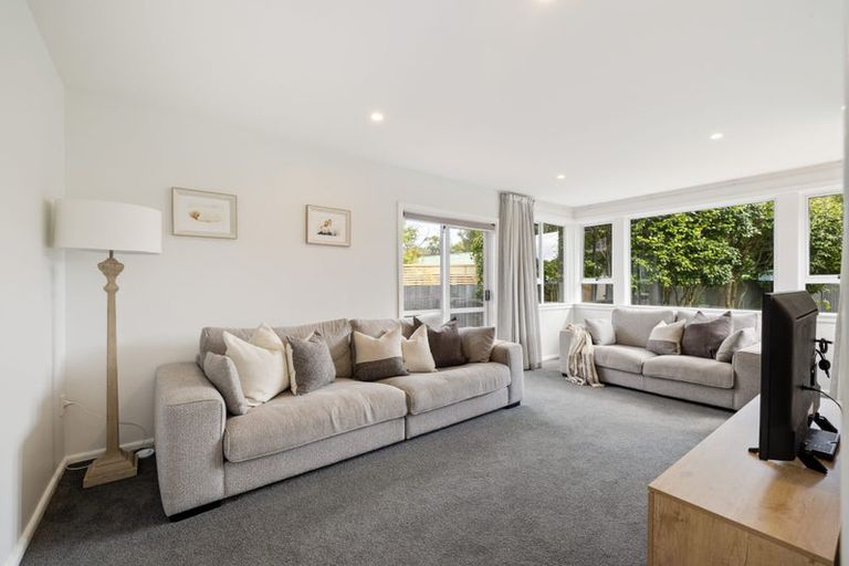 Photo of property in 3 Sealy Place, Bryndwr, Christchurch, 8053