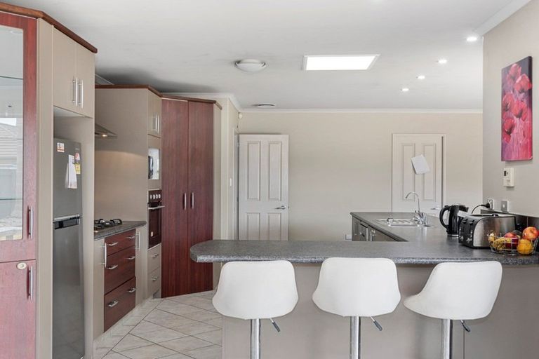 Photo of property in 62 Keepa Close, Papamoa Beach, Papamoa, 3118