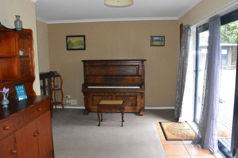 Photo of property in 12 Hunter Street, Normanby, Hawera, 4614