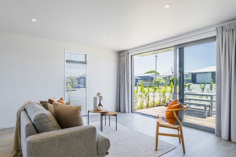 Photo of property in 2 Highgrove Place, Waipukurau, 4200