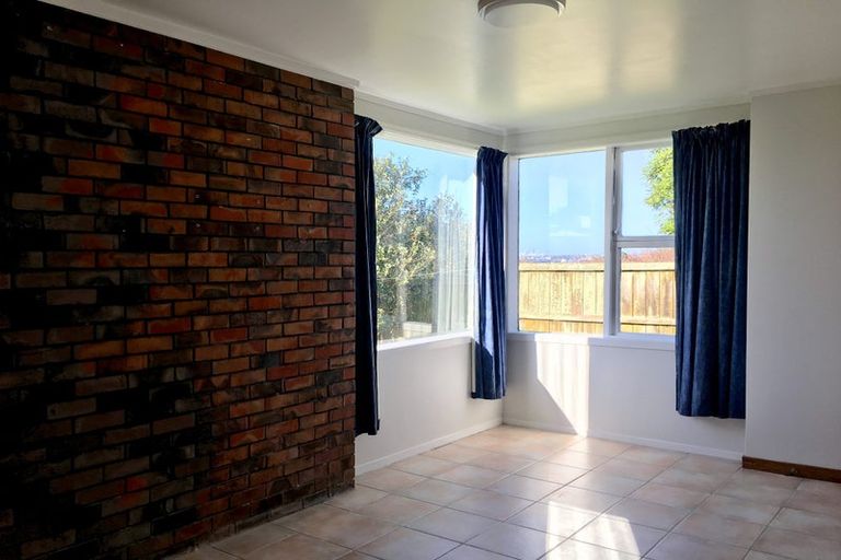 Photo of property in 109 Sylvan Avenue, Northcote, Auckland, 0627