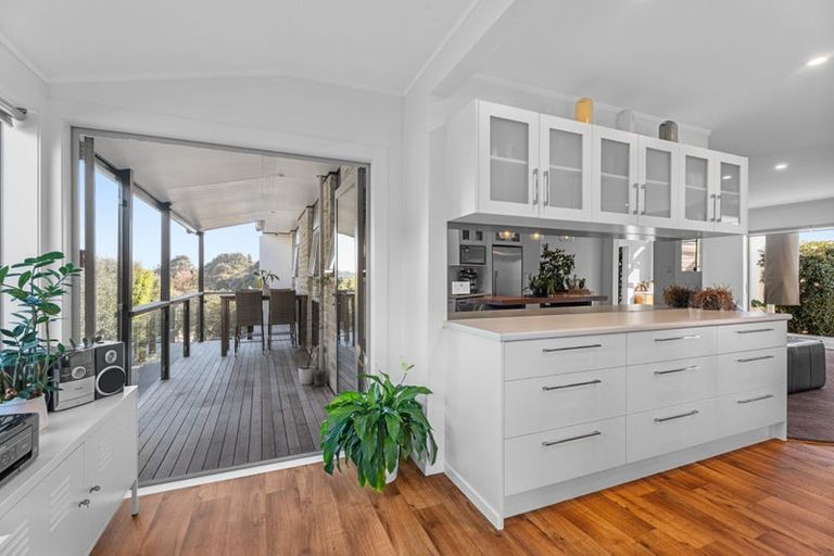 Photo of property in 2/18 Davita Place, Farm Cove, Auckland, 2012