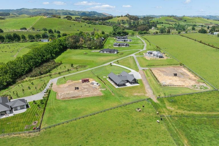 Photo of property in 26 Riverside Way, Clevedon, 2585