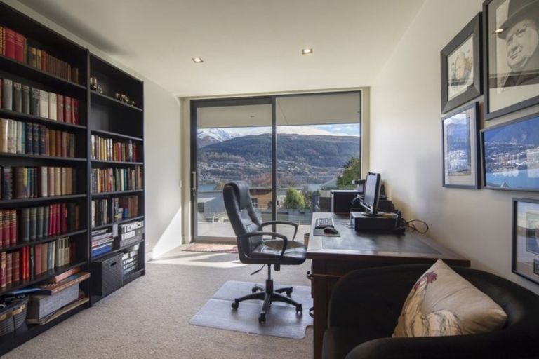 Photo of property in 544 Peninsula Road, Kelvin Heights, Queenstown, 9300