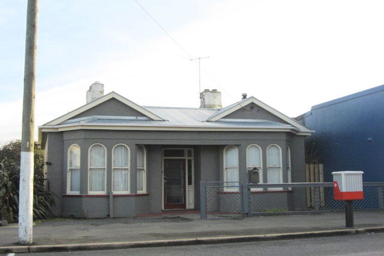 Photo of property in 4 Queens Drive, Saint Kilda, Dunedin, 9012