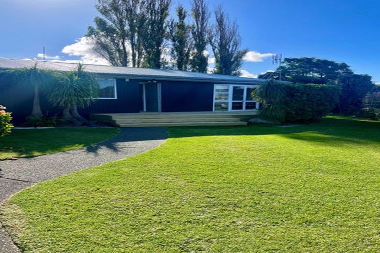 Photo of property in 9 Ross Crescent, Orewa, 0931
