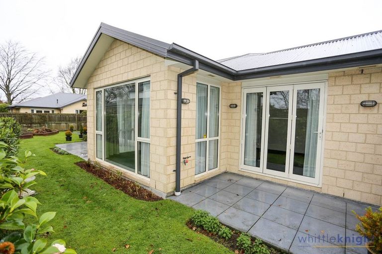 Photo of property in 36 Withells Road, Avonhead, Christchurch, 8042