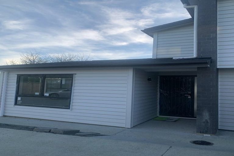 Photo of property in 98 Cardiff Road, Pakuranga, Auckland, 2010