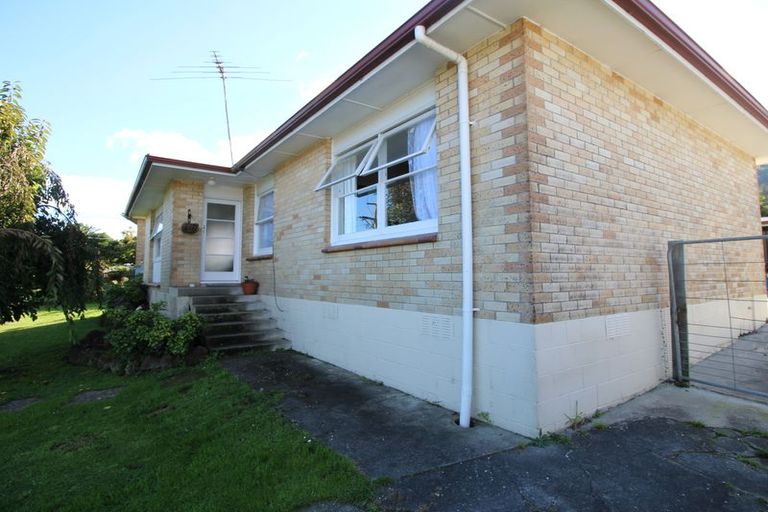 Photo of property in 37 Turner Drive, Western Heights, Rotorua, 3015