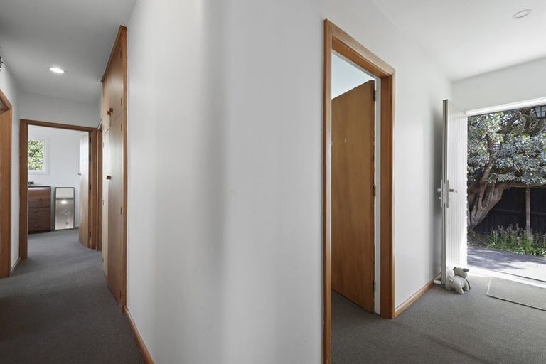 Photo of property in 8 Stackhouse Avenue, Bishopdale, Christchurch, 8053