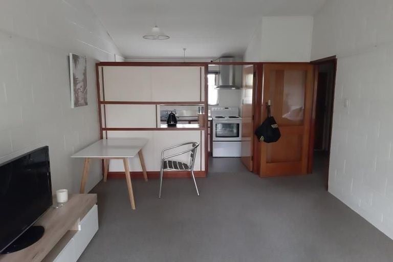 Photo of property in 142 Waimairi Road, Ilam, Christchurch, 8041